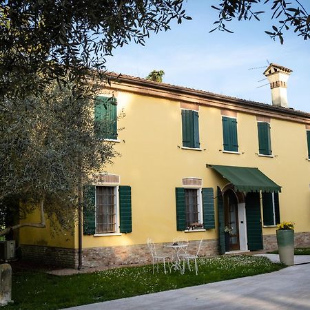 Agriturismo Corte Capiluppia Curtatone Экстерьер фото
