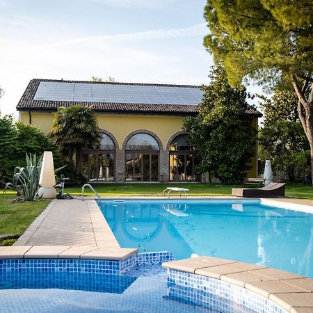 Agriturismo Corte Capiluppia Curtatone Экстерьер фото