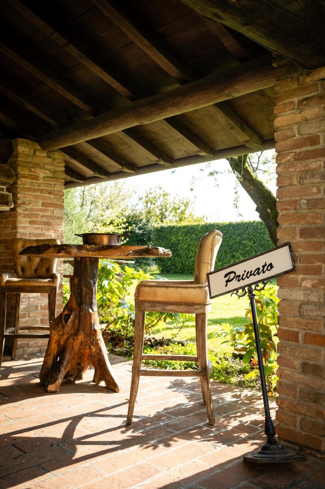 Agriturismo Corte Capiluppia Curtatone Экстерьер фото