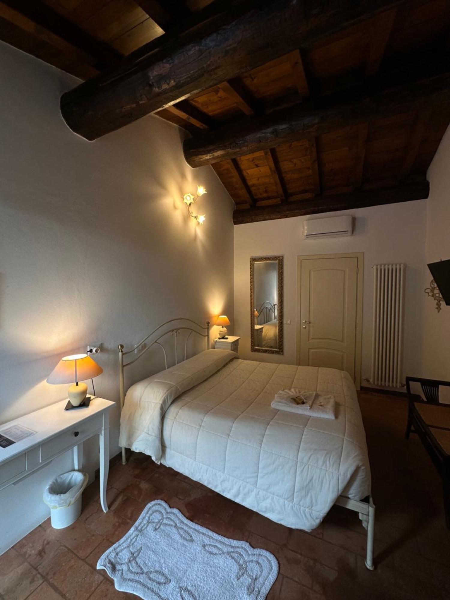 Agriturismo Corte Capiluppia Curtatone Экстерьер фото