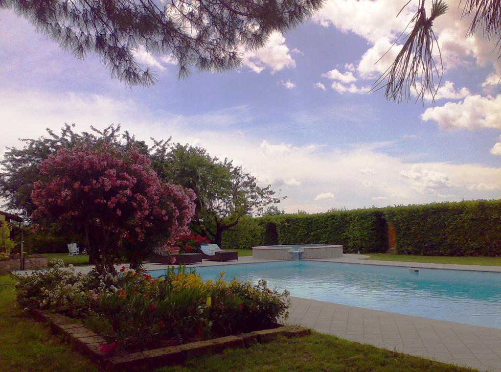 Agriturismo Corte Capiluppia Curtatone Экстерьер фото